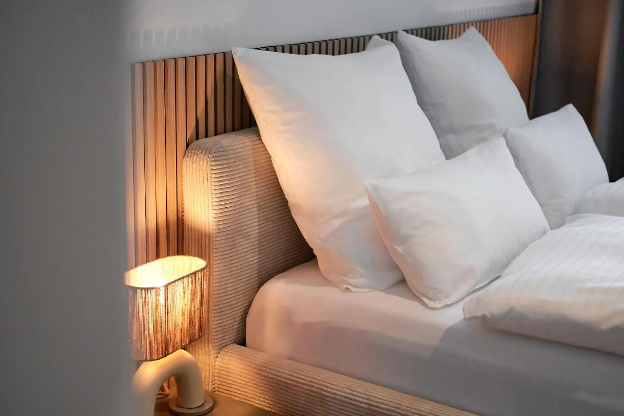 Park Avenue Apartments - Dom Mit Stil - Kueche - Parkplatz - Wlan - 65 Zoll Tv - Netflix Cologne
