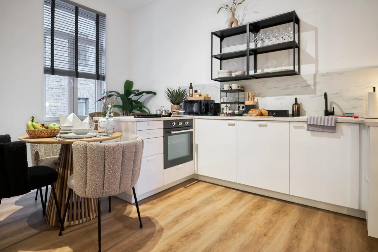 Park Avenue Apartments - Dom Mit Stil - Kueche - Parkplatz - Wlan - 65 Zoll Tv - Netflix Cologne
