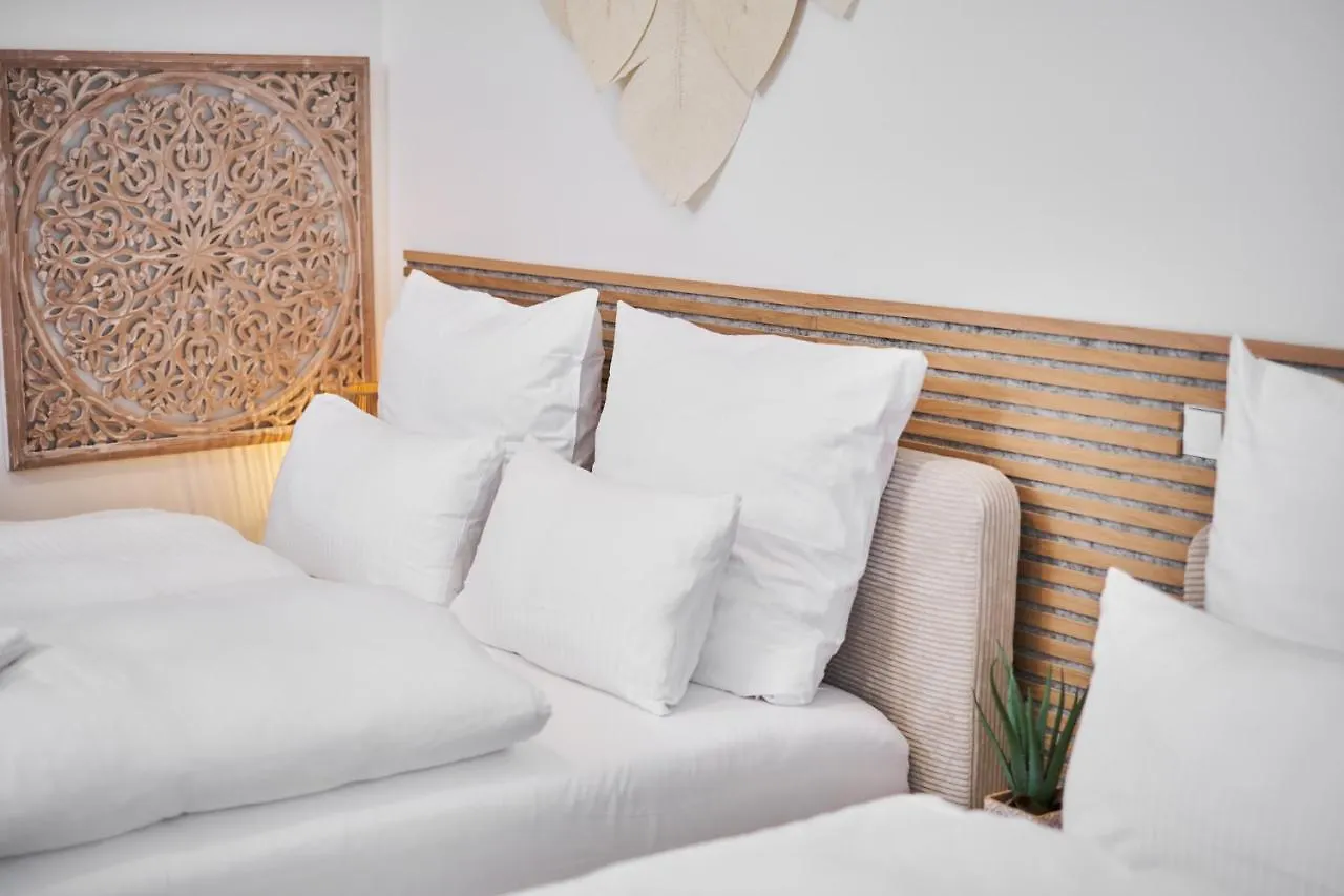 Park Avenue Apartments - Dom Mit Stil - Kueche - Parkplatz - Wlan - 65 Zoll Tv - Netflix Cologne Germany