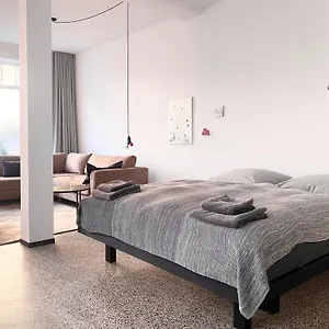 Zehuus - Historical Charm 70qm Apartment