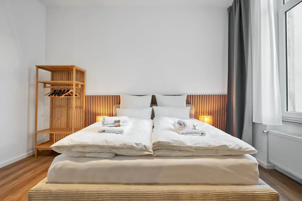 Park Avenue Apartments - Dom Mit Stil - Kueche - Parkplatz - Wlan - 65 Zoll Tv - Netflix Cologne