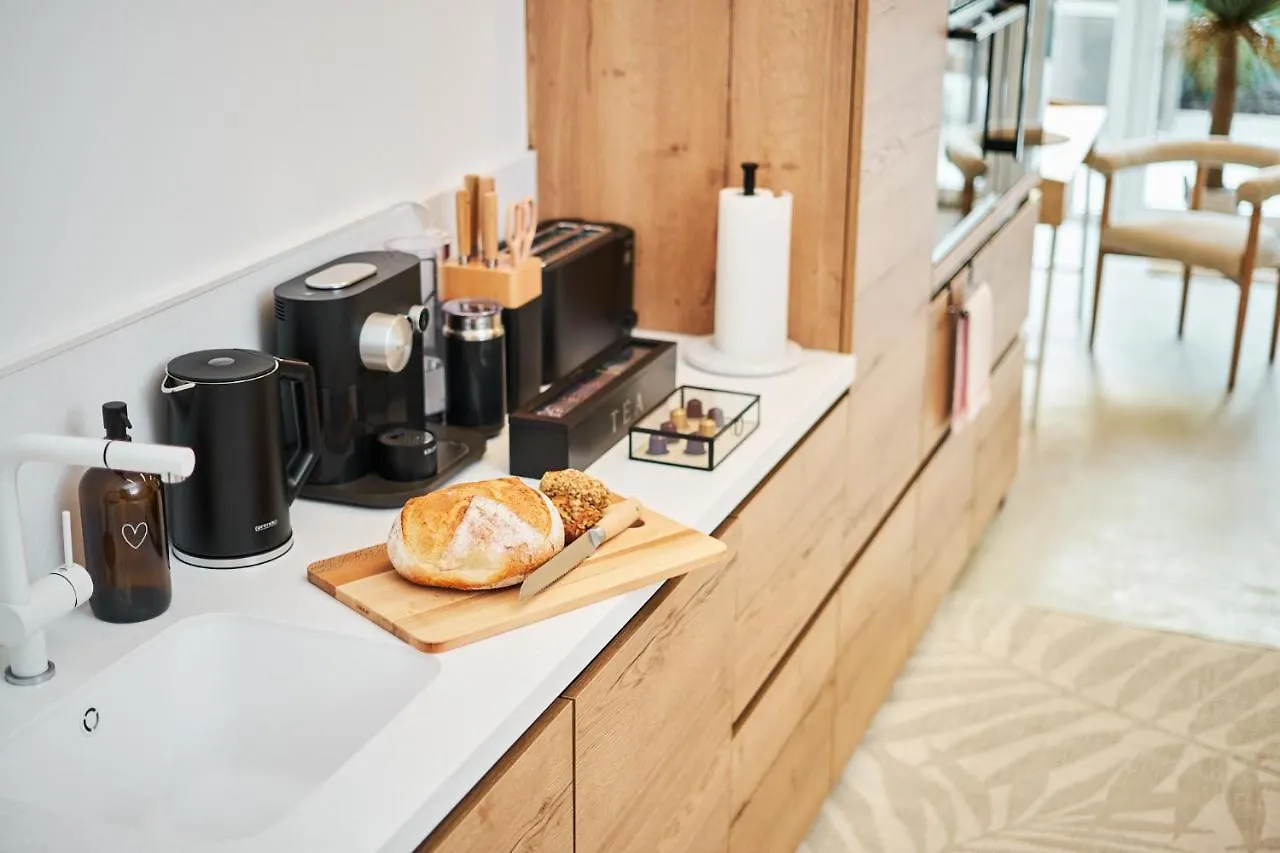 Park Avenue Apartments - Dom Mit Stil - Kueche - Parkplatz - Wlan - 65 Zoll Tv - Netflix Cologne 0*,